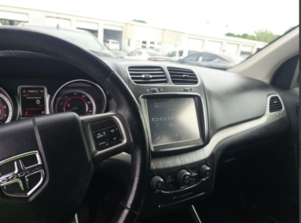 2018 Dodge Journey Crossroad - Photo 9